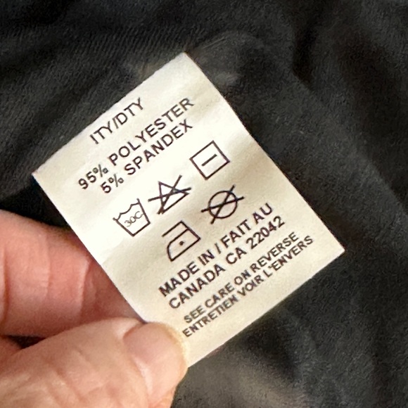 Plus size skirt from Margaret M, size 1X. Cute pattern, pull on style. - Picture 5 of 9